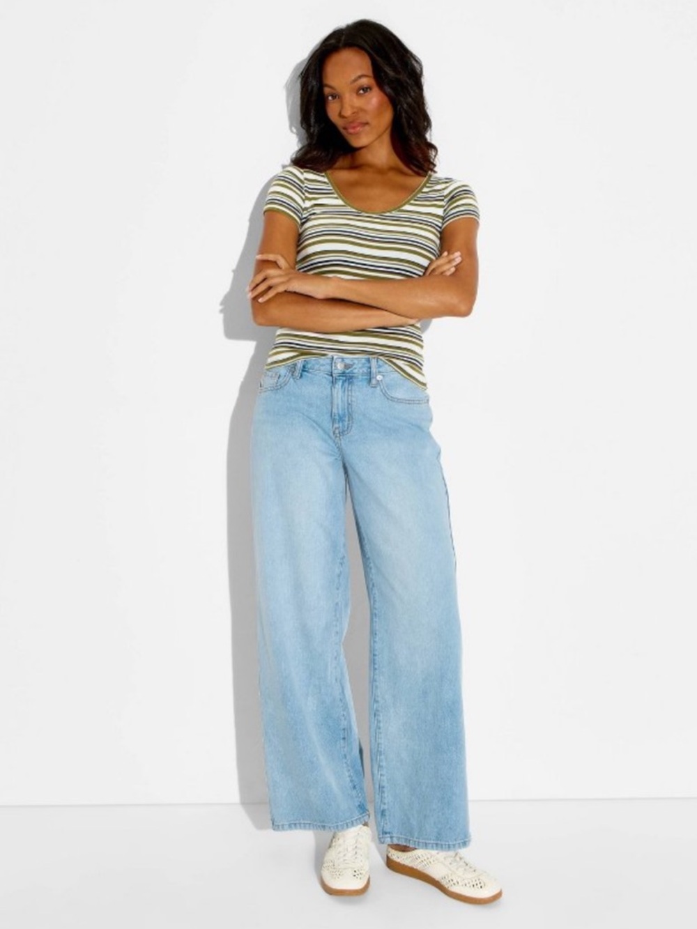 Wild Fable™ Women's Low-Rise Baggy Curvy Jeans - Blue Denim 8
